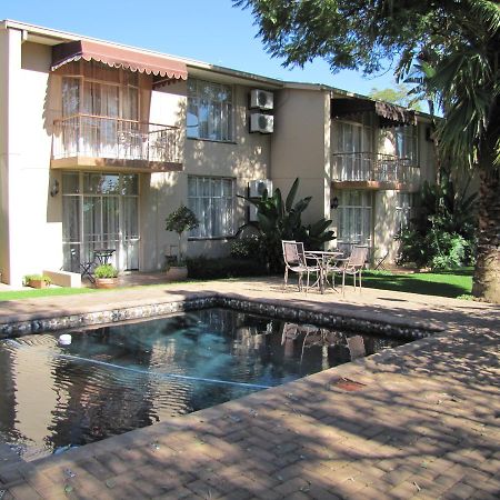 Jacaranda Lodge Полокване Екстериор снимка